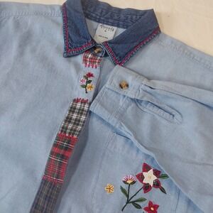 Cascade Blues Women Medium Blue Chambray Embroidered Patchwork Button Down Shirt